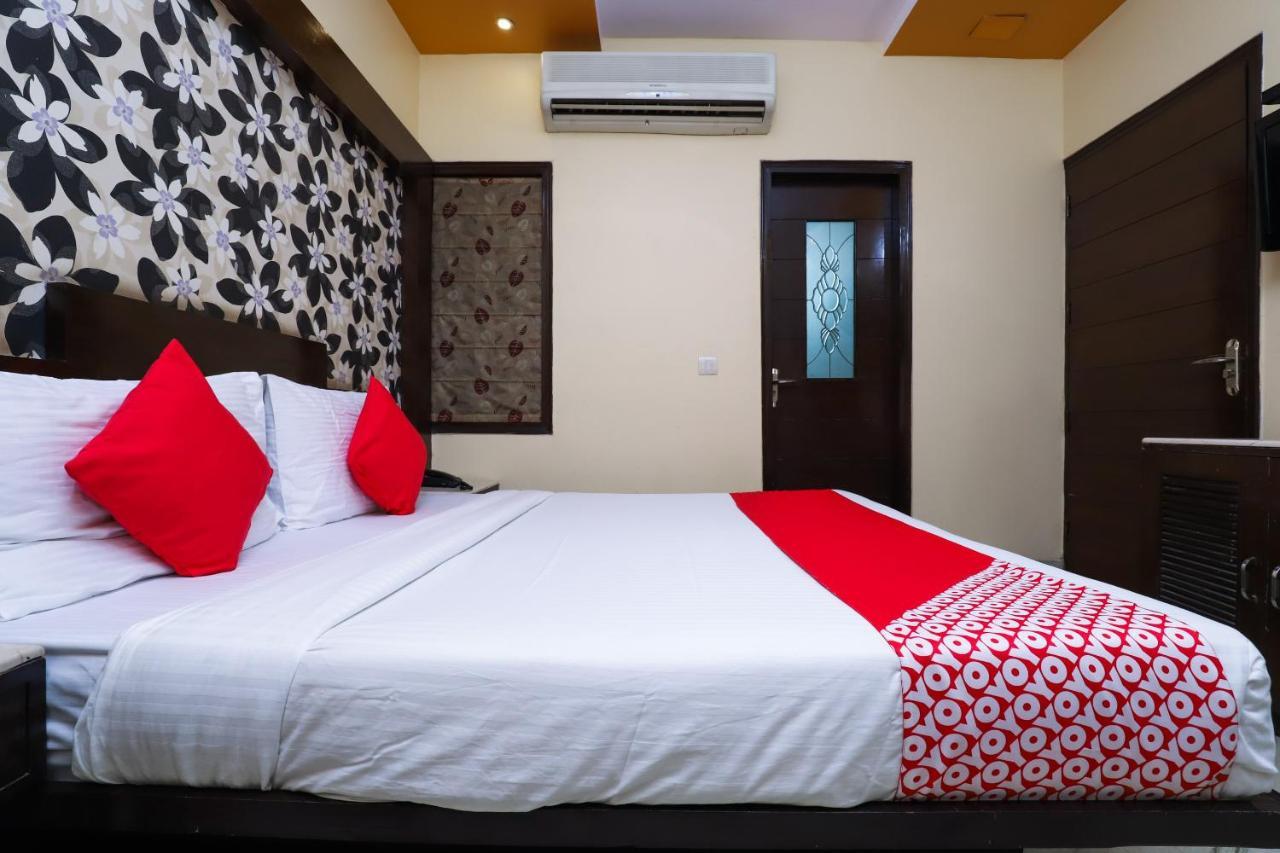 Hotel O J P Inn Near Patel Nagar Metro Station 新德里 外观 照片