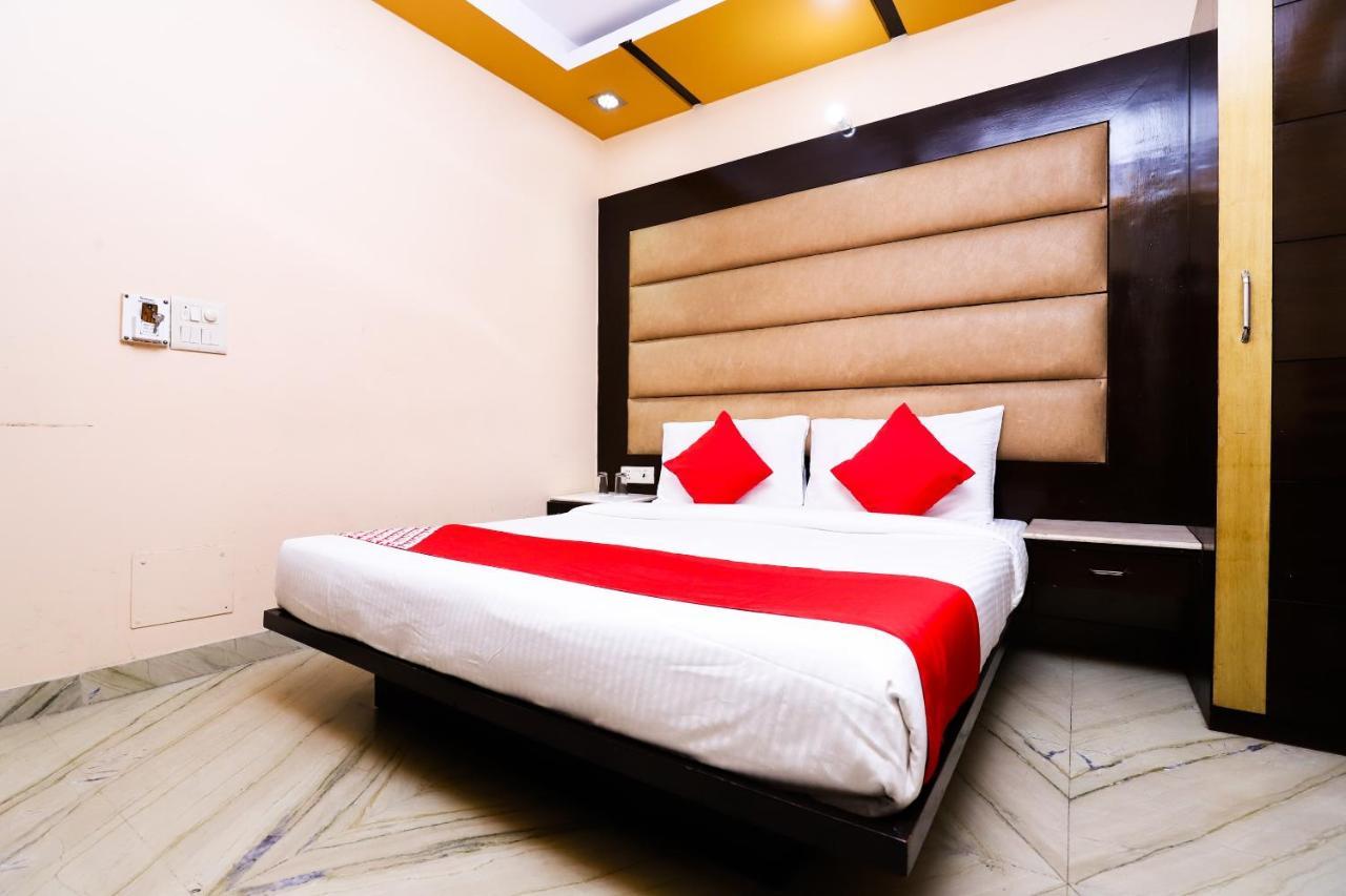 Hotel O J P Inn Near Patel Nagar Metro Station 新德里 外观 照片