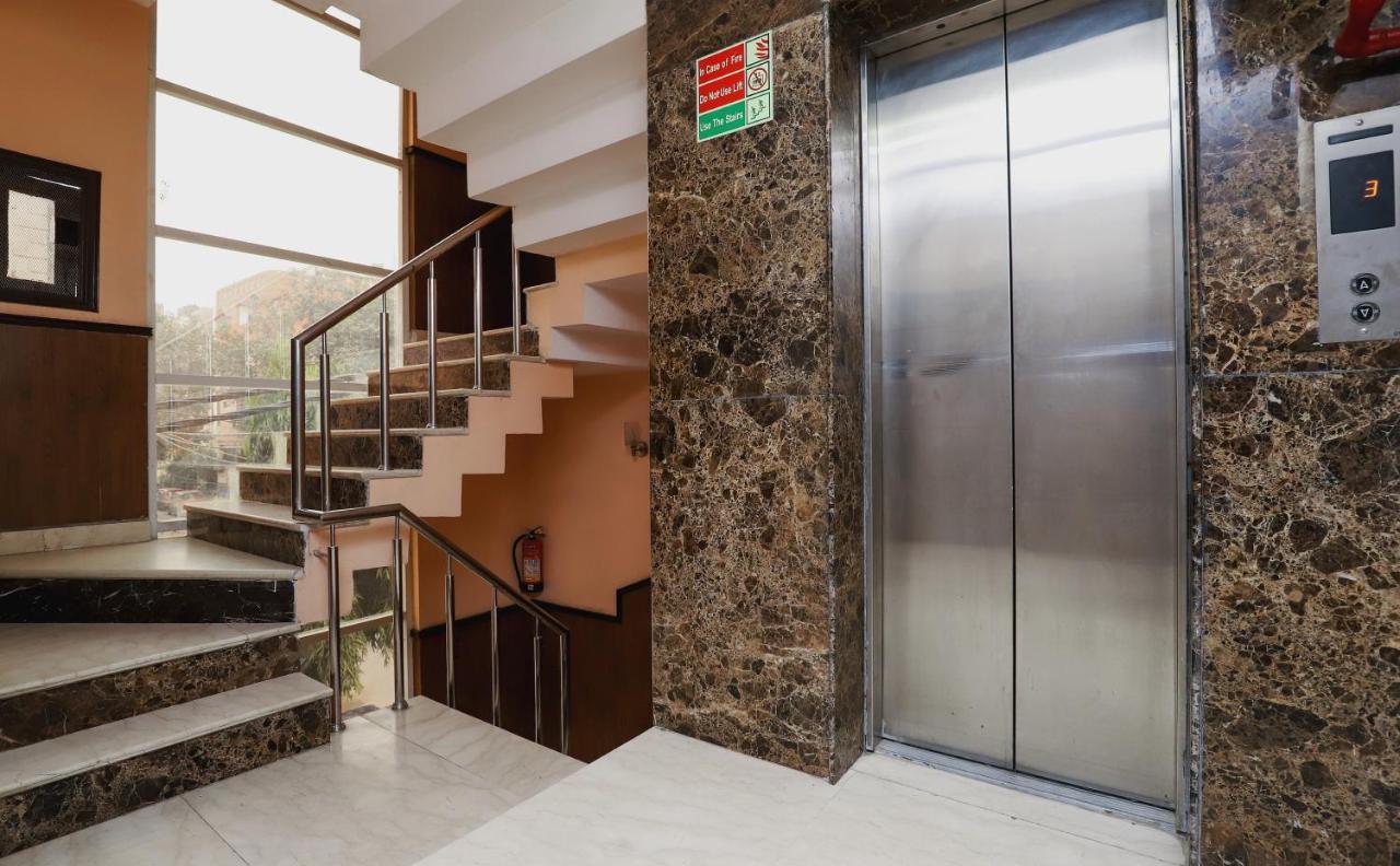 Hotel O J P Inn Near Patel Nagar Metro Station 新德里 外观 照片