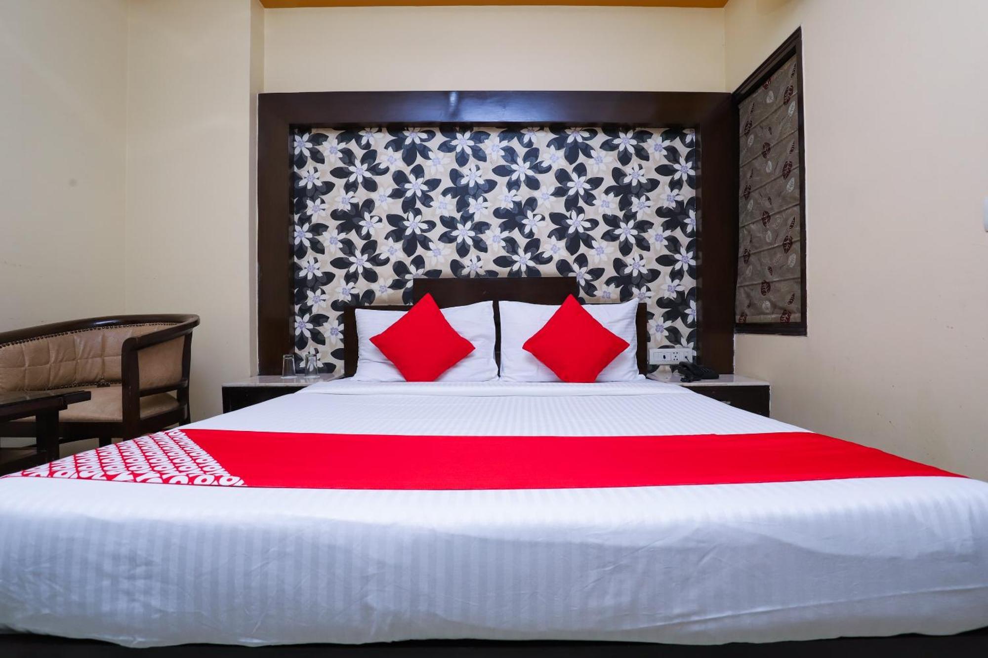Hotel O J P Inn Near Patel Nagar Metro Station 新德里 外观 照片