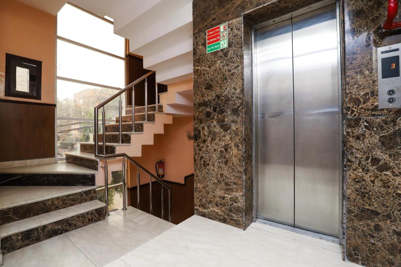 Hotel O J P Inn Near Patel Nagar Metro Station 新德里 外观 照片